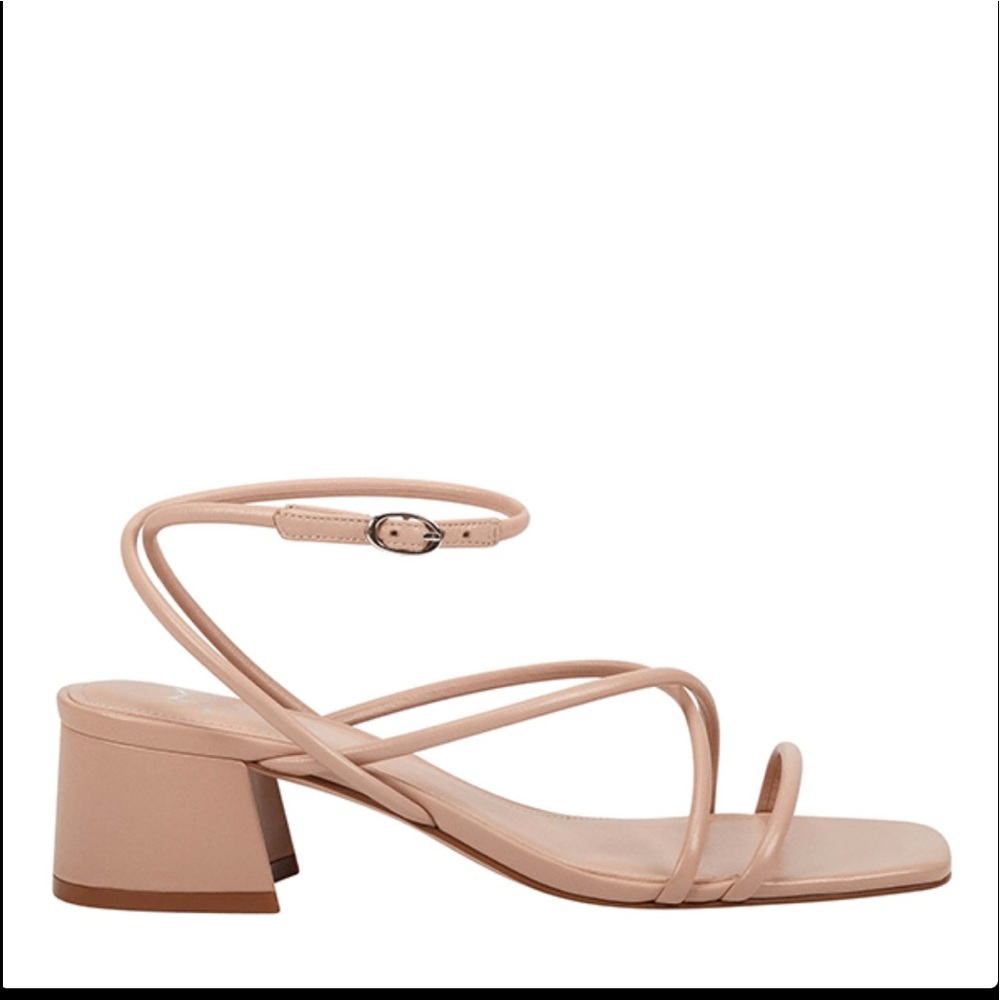 NWT Marc Fisher “Jared” Sandal - Picture 3 of 6